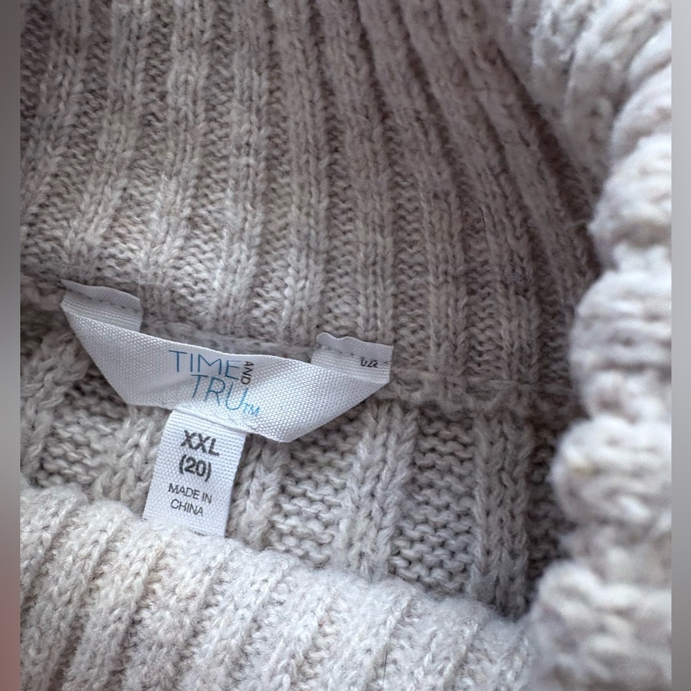 Time and Tru Cable Knit Sweater - Picture 2 of 2